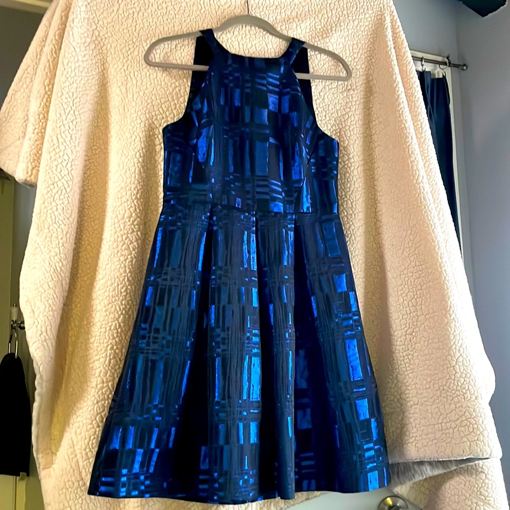 Eva Franco party dress. Size 8. Like new. Hard to wrinkle. Looks great all night